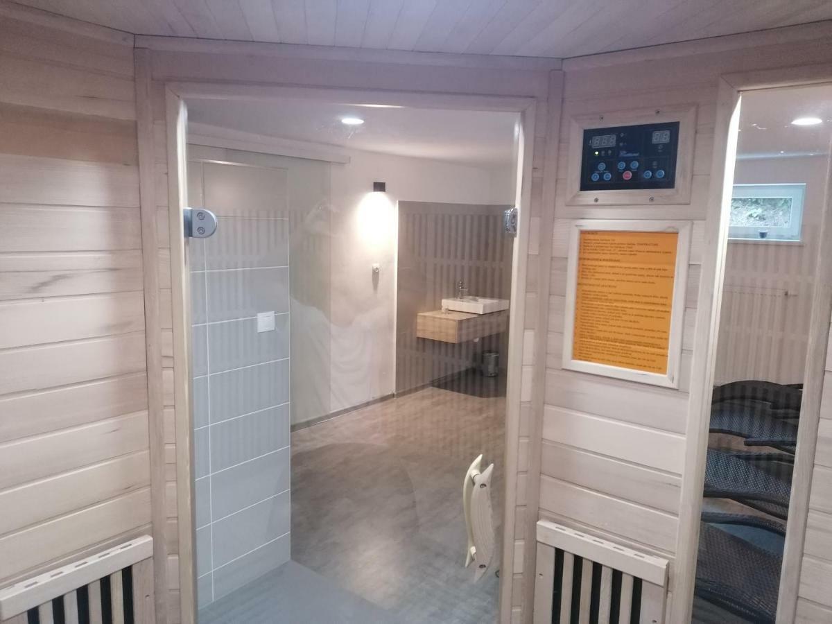 Vila Lom Velké Losiny Exteriör bild